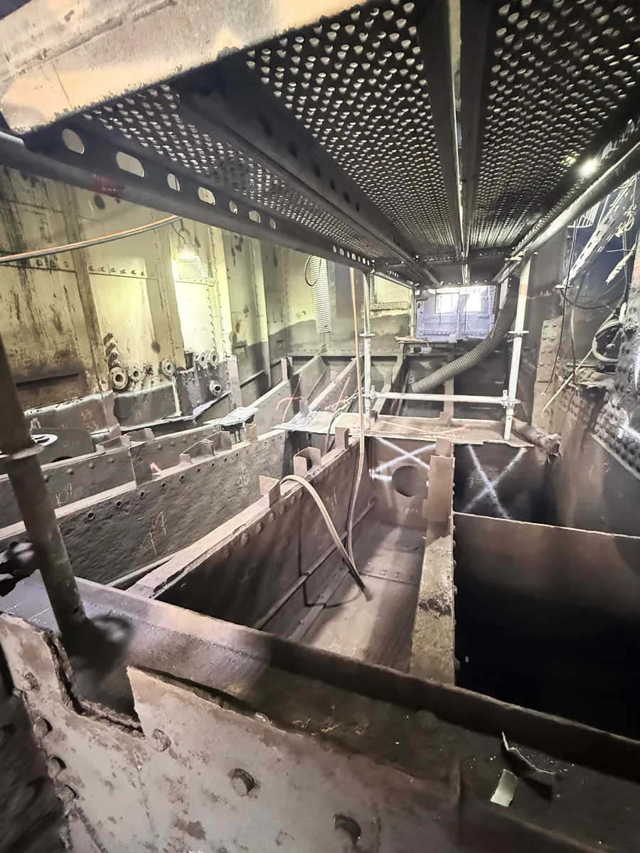 Trabajo de calderería y tubería